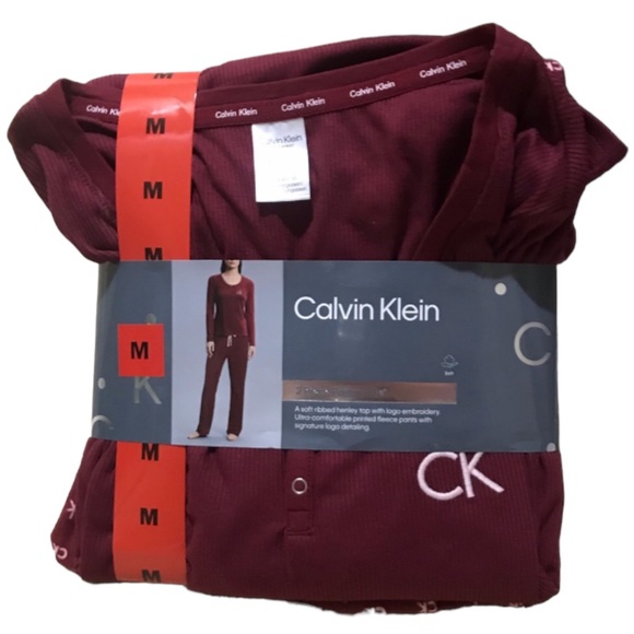 🆕🔥CALVIN KLEIN SUPER CUTE&STYLISH PJ SET/HENLEY LONGSLEEVE TOP&FLEECE PANTSNWT - Picture 2 of 6